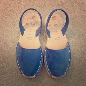 New. Never Worn. Slate Blue Mibo Avarcas. Size 41.